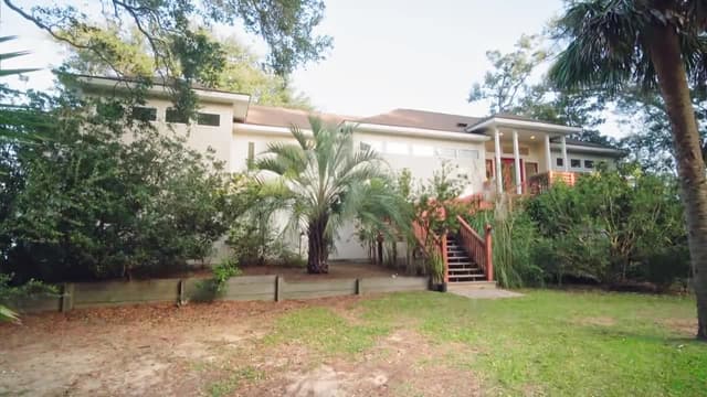 S03:E12 - Fripp Island Dream Home