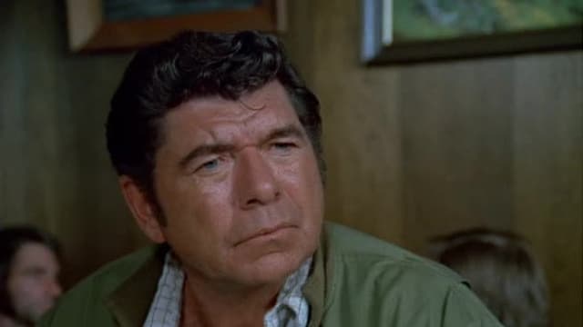 T02:C01 - S02:E01 - Stowaway