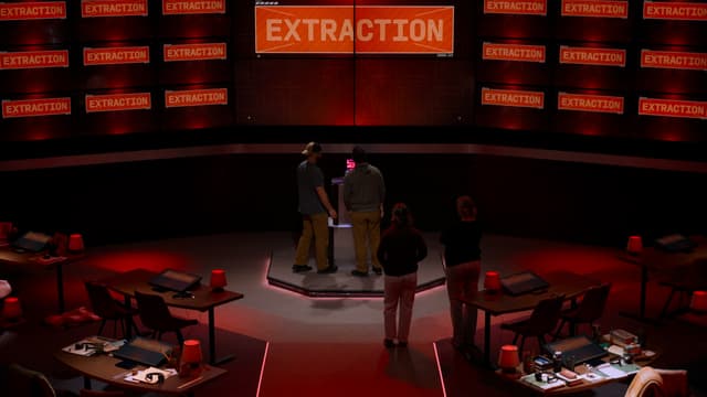 S01:E10 - Season Finale