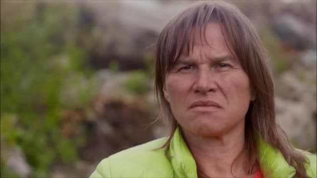 S01:E10 - Fuera de los límites