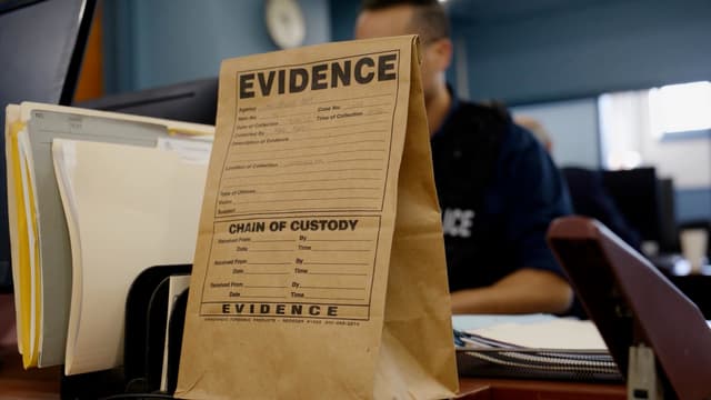 S02:E12 - Murder of Nicole Vanderheyden