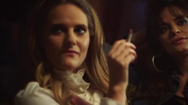 T01:C01 - S01:E01 - The Scarlett Doe