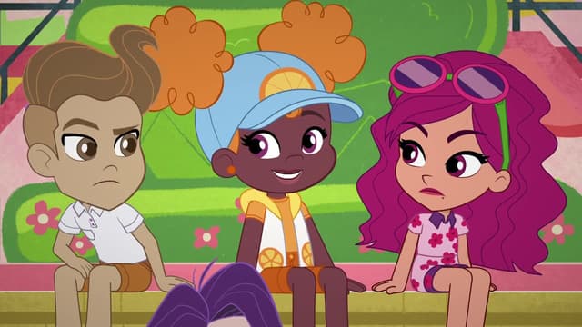 S03:E05 - A Splash of Fun / Relaxing by the Pool