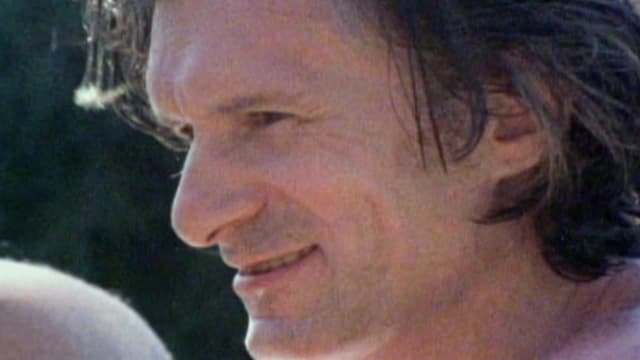 S01:E09 - The Shadow Mansions