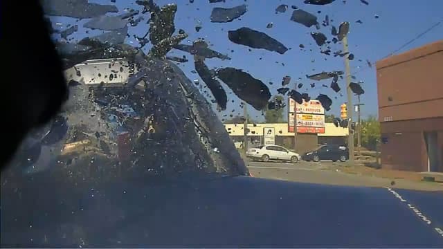 S01:E09 - Motorcyclist "Will Run"