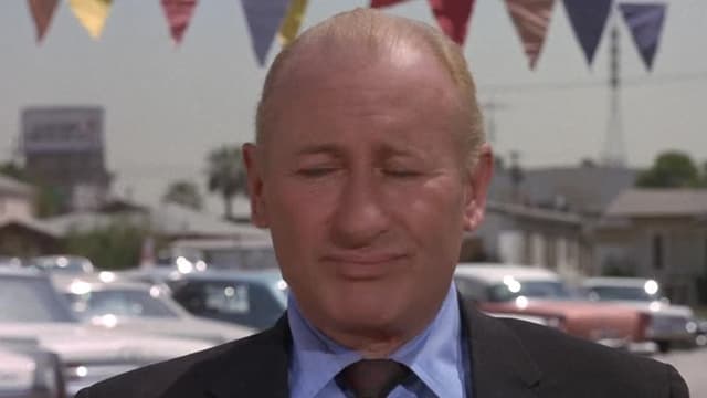 S04:E05 - Have You Heard the One About the Used Car Salesman