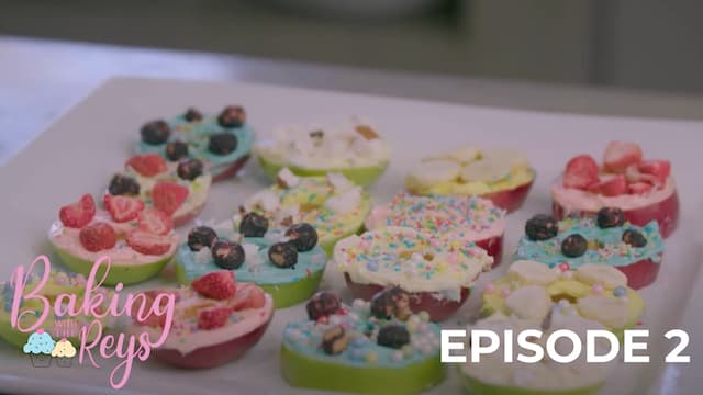 S01:E02 - Episode 2 - Playdate Bakes
