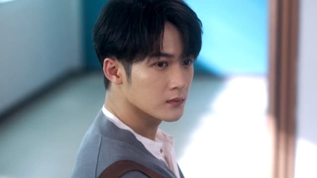 S01:E01 - Seven Years in the Making