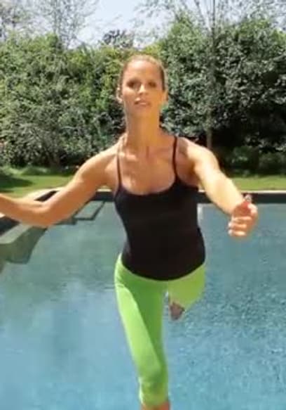 Affiche de S01:E03 - 34 Min Full Body Activation Workout