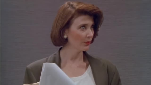 S01:E21 - The One Where Chris and Larry Switch Lives