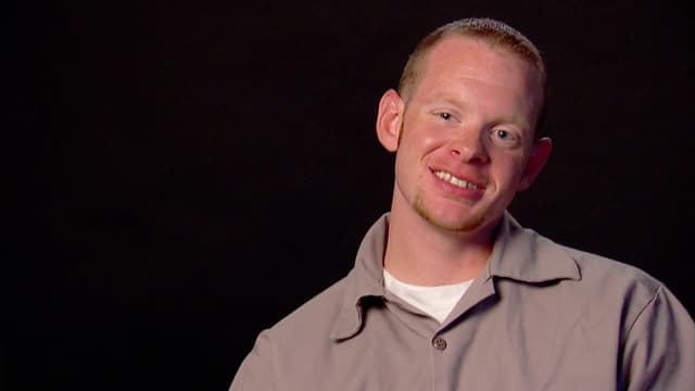 S06:E02 - Got to Pose as a War Vet