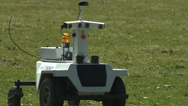 S01:E10 - How to Build a Sci-Fi Robot