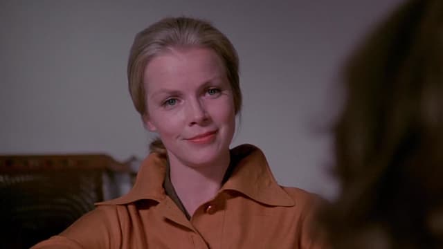 S01:E08 - Flowers of Evil