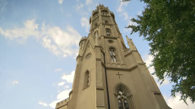 S04:E13 - Sandbag, Igloos, Gothic Tower