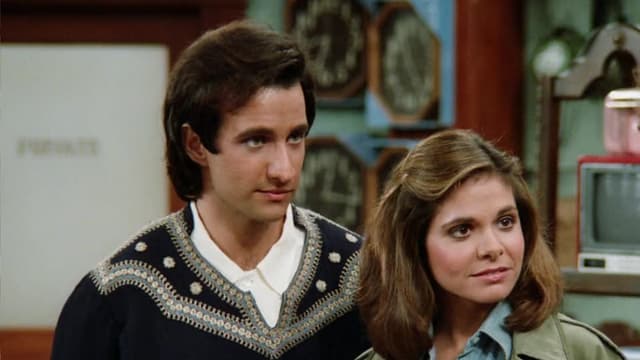 S02:E08 - Two Men and a Cradle