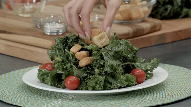 S01:E01 - Vegan Soup, Dip, and Salad