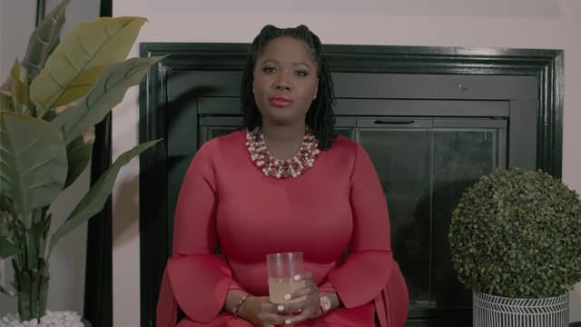 S01:E12 - Keeping Up with the Mess