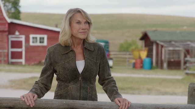 S11:E12 - Out of the Shadow