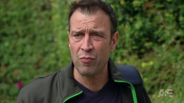 S01:E09 - The Real Entourage