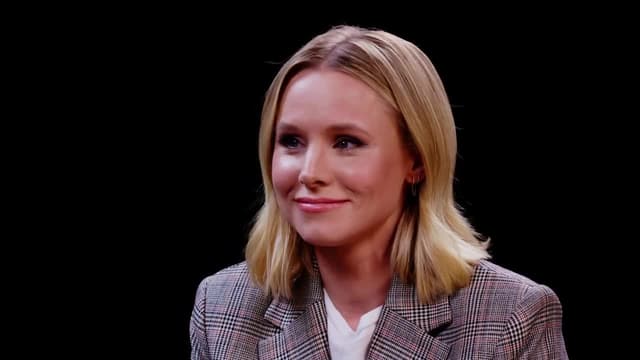 S09:E11 - Kristen Bell Ponders Morality While Eating Spicy Wings