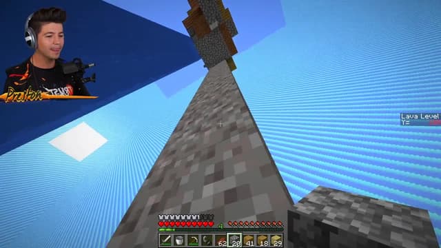 S01:E13 - Minecraft but the Lava Rises With the Pack! / Minecraft but I'm Hunting the Pack With Mods!