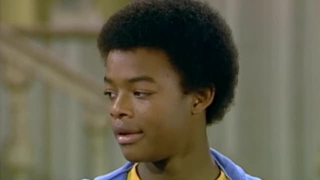 S04:E407 - Health Club