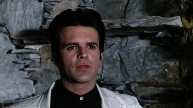 S01:E16 - The Kingdom of Money