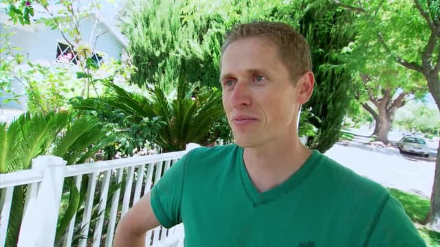 S07:E02 - Hidden Garage Room