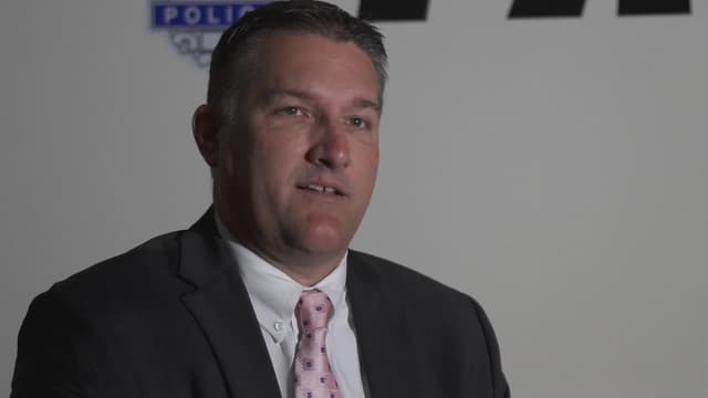 S01:E12 - Bullet on a String