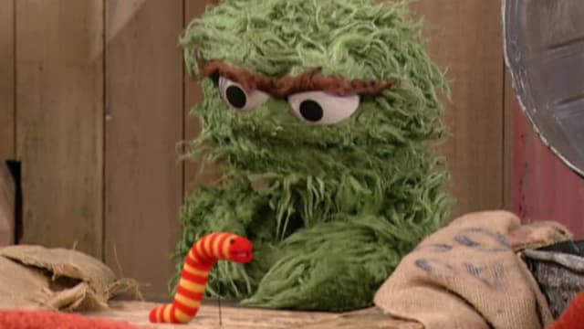 S37:E05 - Dinosaur on Sesame Street