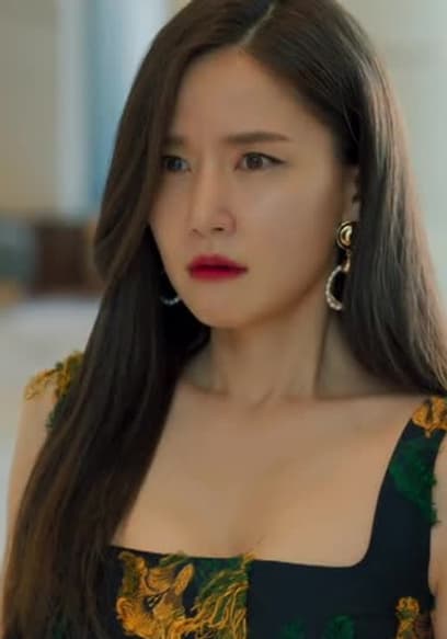 Watch High Class S01:E05 - Episode 5 - Free TV Shows | Tubi