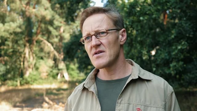 S01:E12 - Episode 12