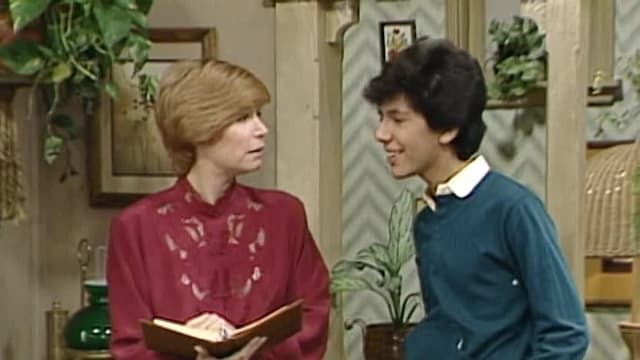 S08:E816 - A Young Man's Fancy