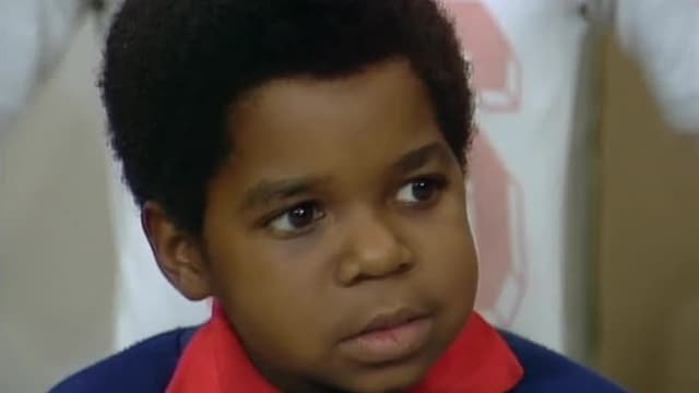 S03:E304 - Football Father