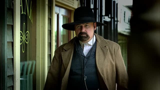 S03:E07 - The Lost Ship of the Mojave Desert