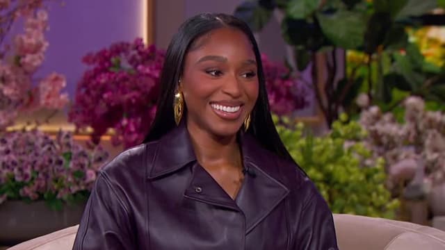 S03:E12 - Normani