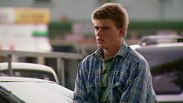 S01:E19 - Mirror Image