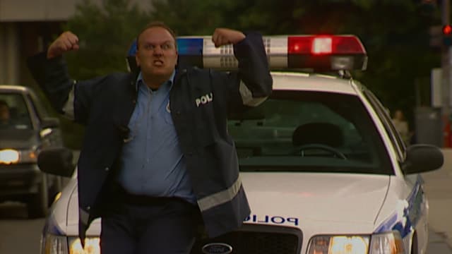 S02:E10 - There's Someone in There!