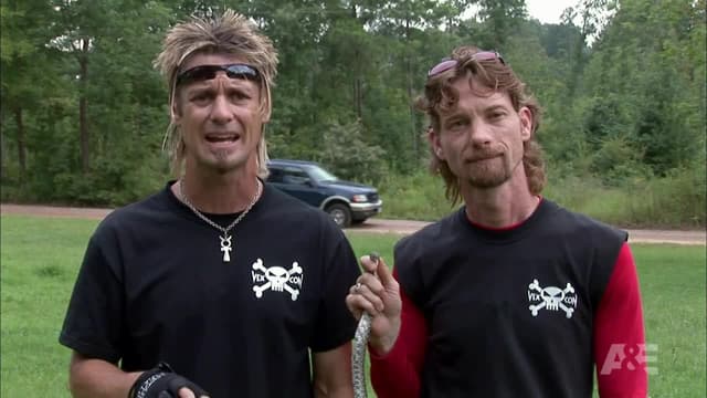 S01:E13 - Skunks and Mice and Snakes Oh My