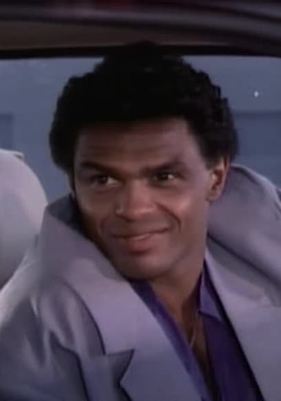 Watch Hunter S04:E04 - Flashpoint - Free TV Shows | Tubi