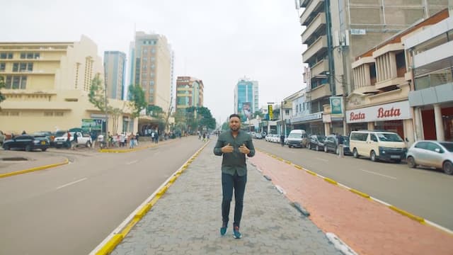 S01:E10 - Nairobi, Kenya