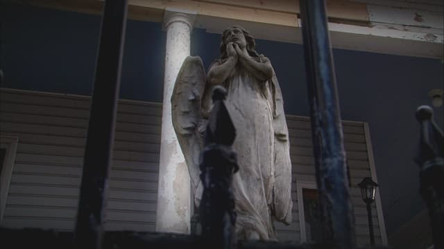 S03:E10 - Episode 10