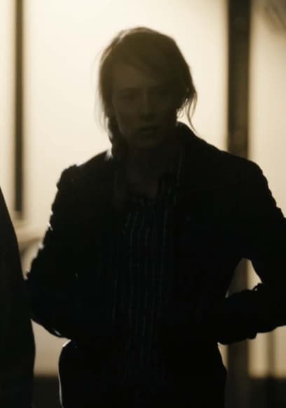 S01:E03 - El retrato del suicida adolescente poster