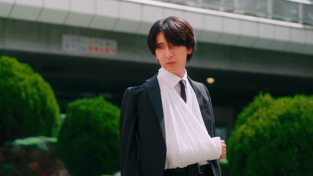 S01:E02 - You're in Love With Me Already, Aren't You?