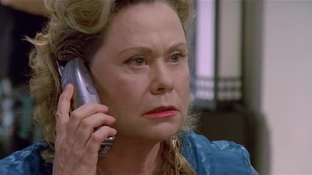 S01:E13 - Shipwrecked