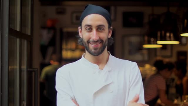 S01:E04 - India in Florence