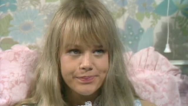 S01:E17 - Cynthia Darling