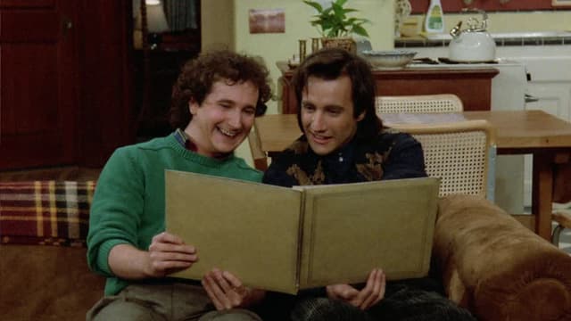 S02:E22 - Hello, Elaine