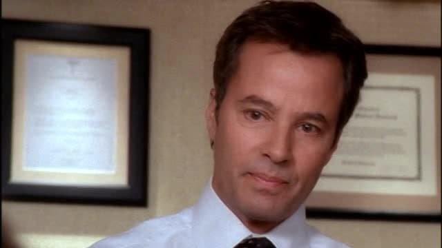 S04:E421 - Identity Crisis