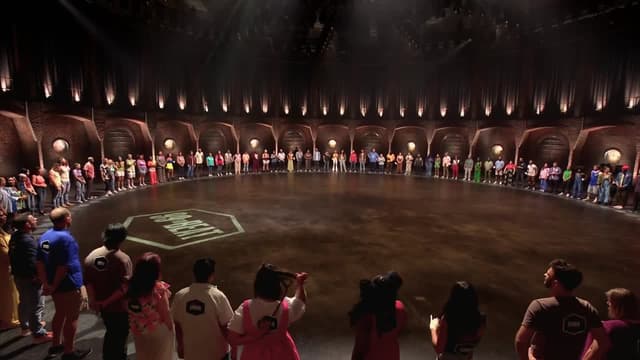 S01:E01 - Don’t Finish Last